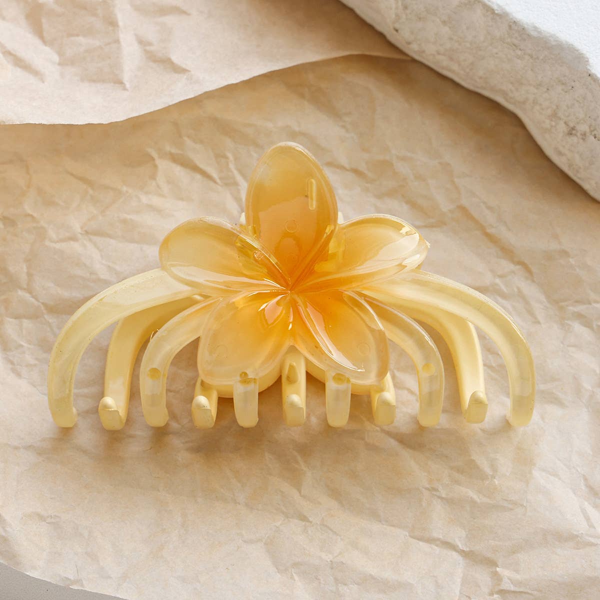 PLUMERIA LARGE FLOWER CLAW CLIP