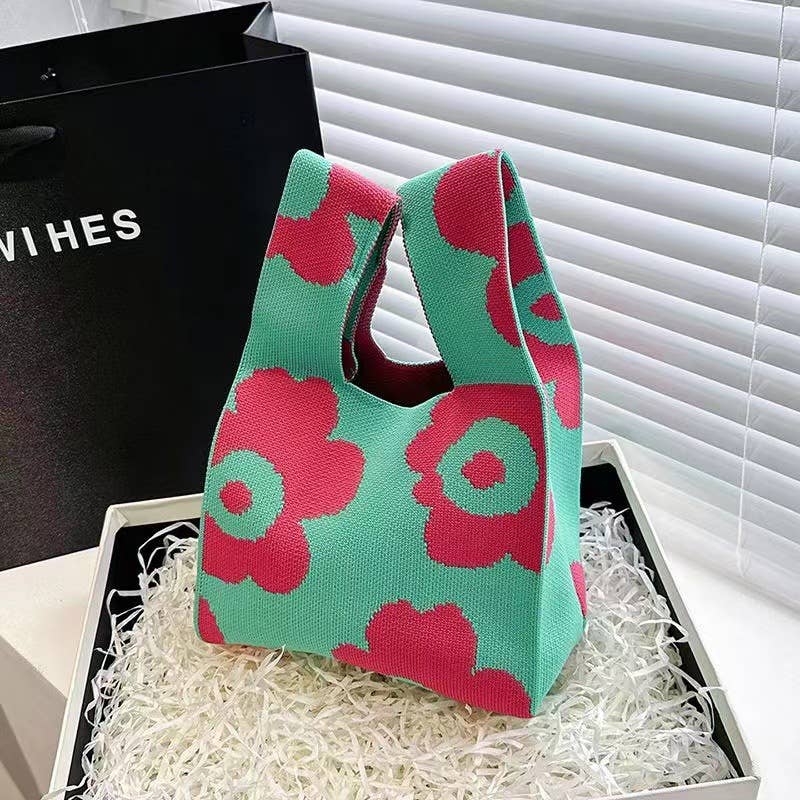 Handmade Knit Handbag for Women Mini Knot Casual Wrist Bag